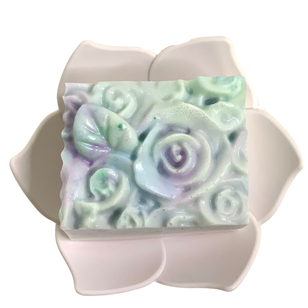 Water Lily Bloom Self-Draining Soap Dish